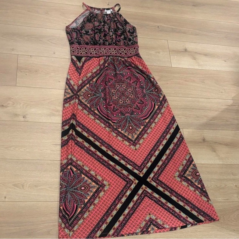 Elegant Paisley Halter Maxi Dress - Pink and Black